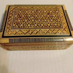 Vintage Moorish box mosaic marquetry Mother Of Pearl Inlay jewelry box 5×4in